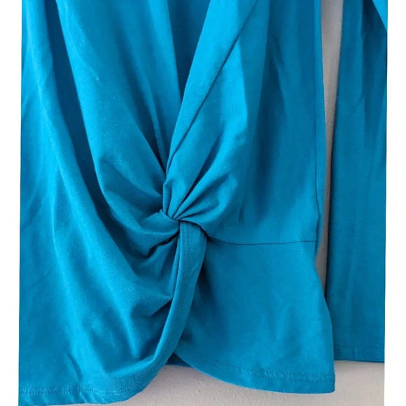 Lilly Pulitzer Luxletic Tarina Twist Front Tee - Picture 3 of 7